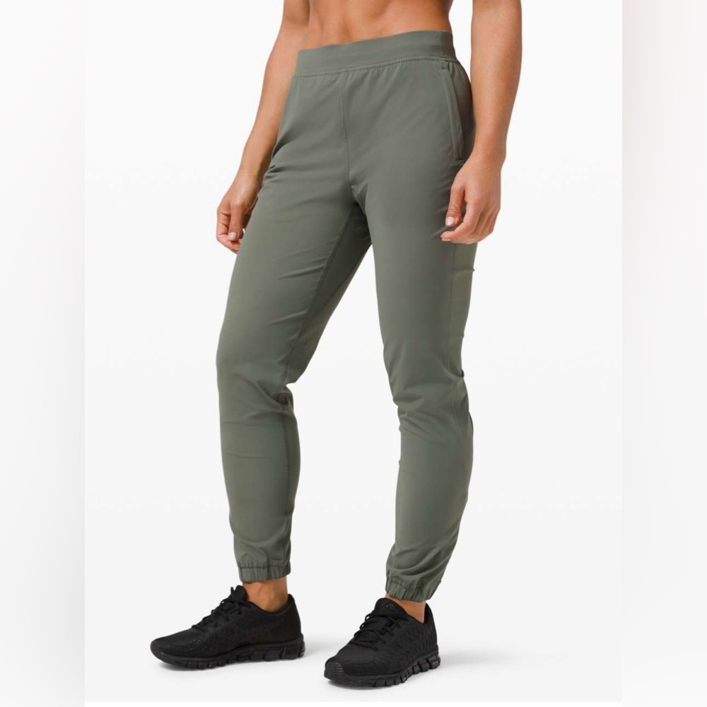 NWT Lululemon Adapted State High-Rise Jogger Grey Sage size 2